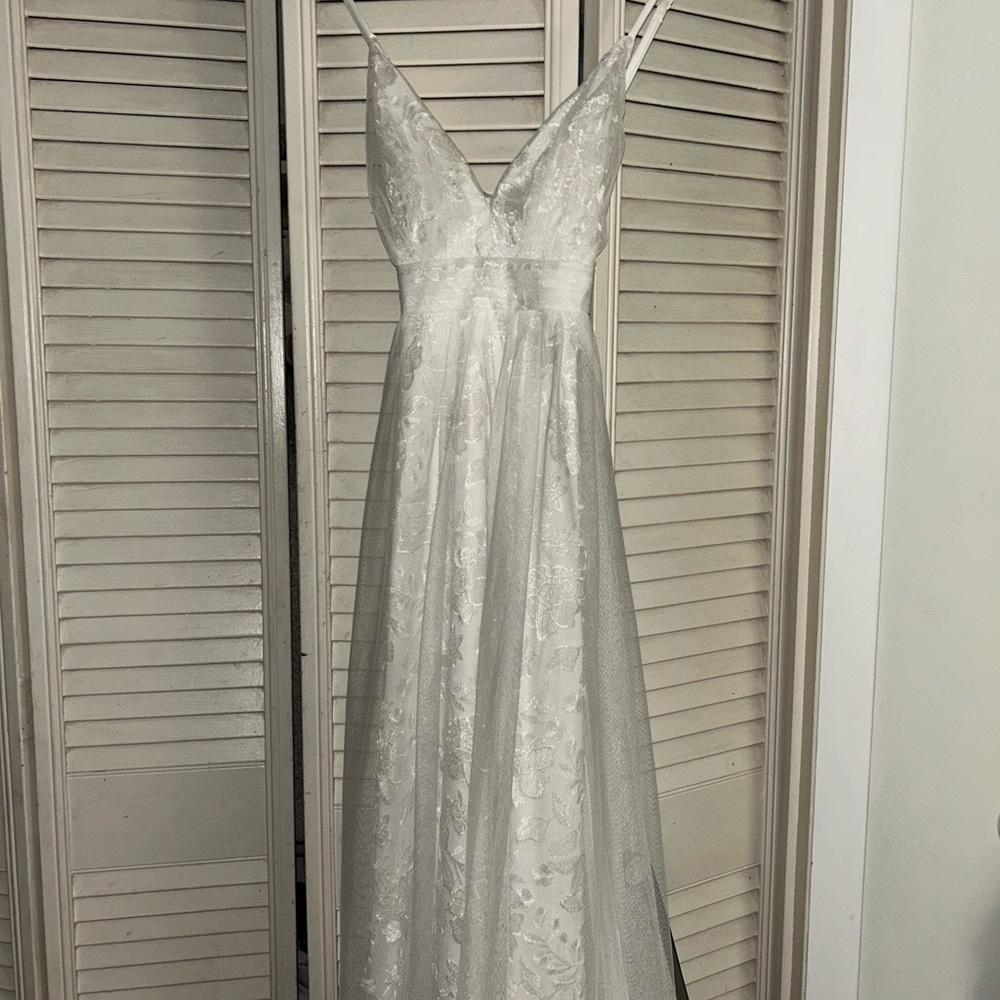 Elegant White Lace Dress